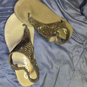 SUPER comfy sandals!